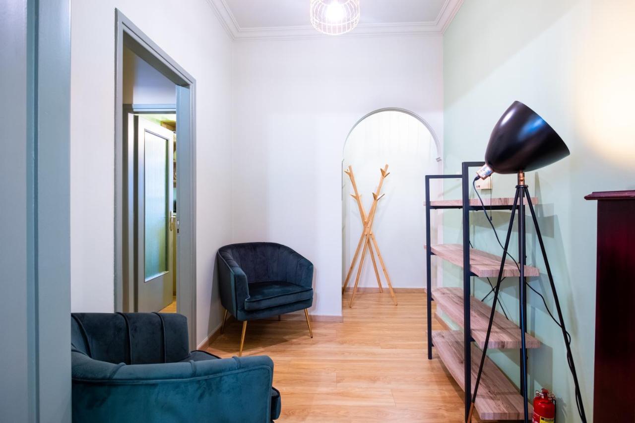 Appartement Vintage House Near Downtown à Athènes Extérieur photo