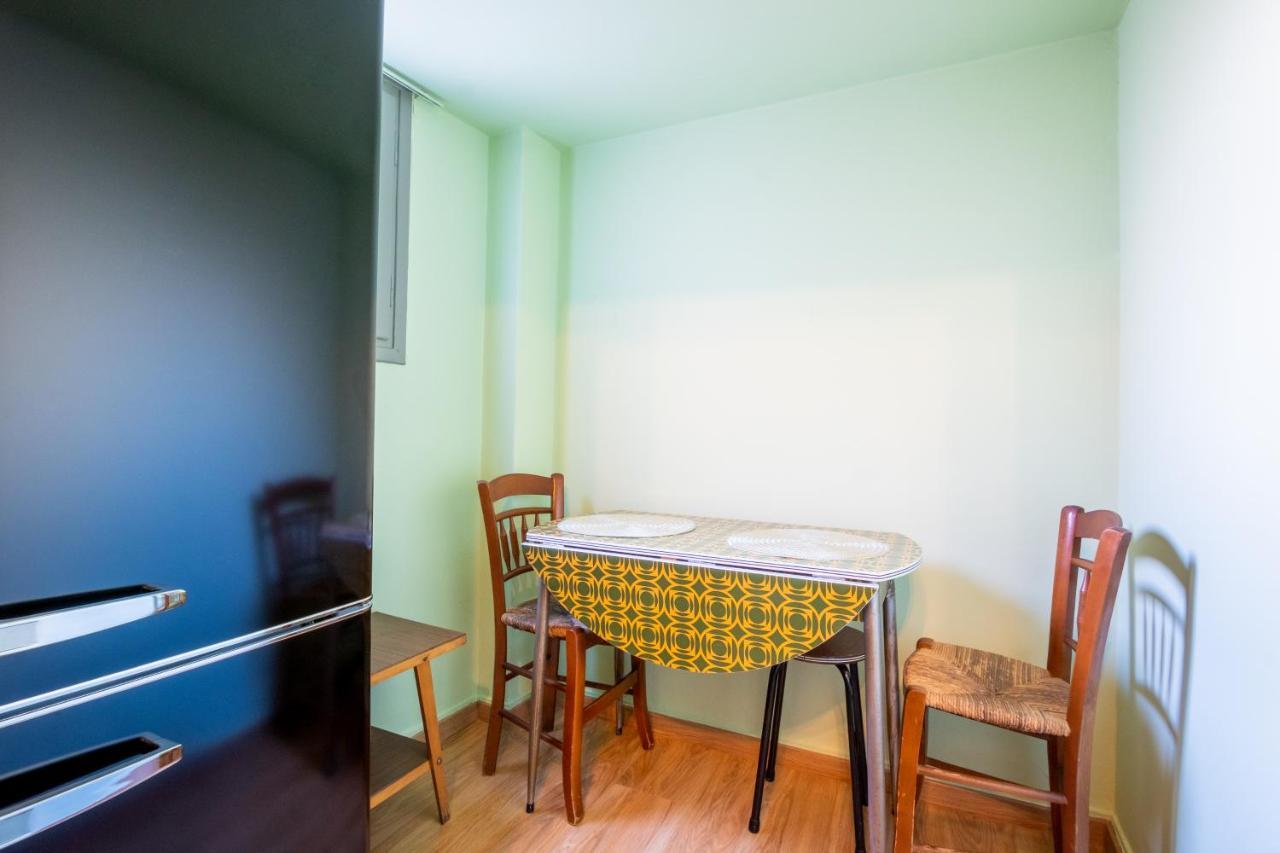 Appartement Vintage House Near Downtown à Athènes Extérieur photo